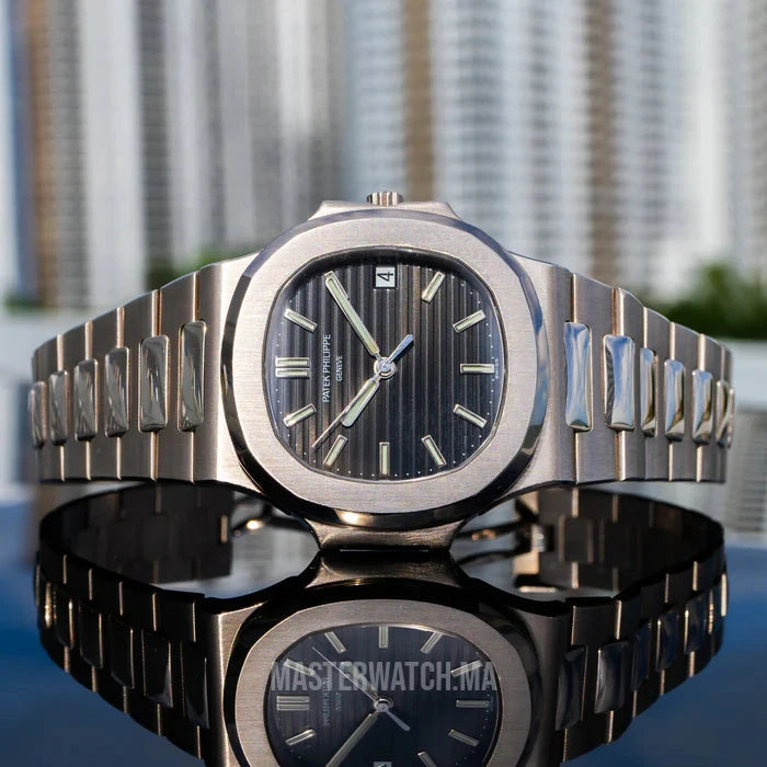 PP Nautilus 40mm Black Dial