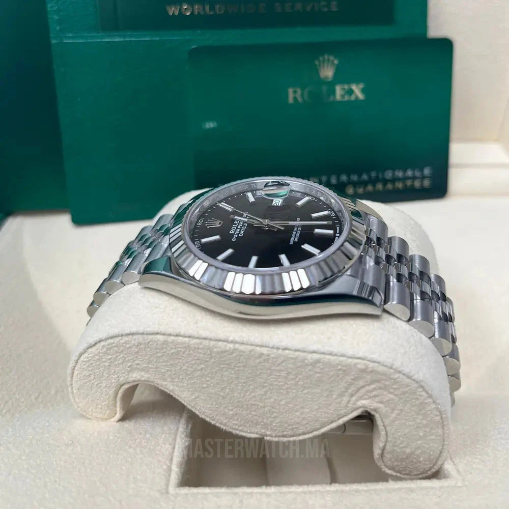 Datejust - 41mm Black Dial Jubilee