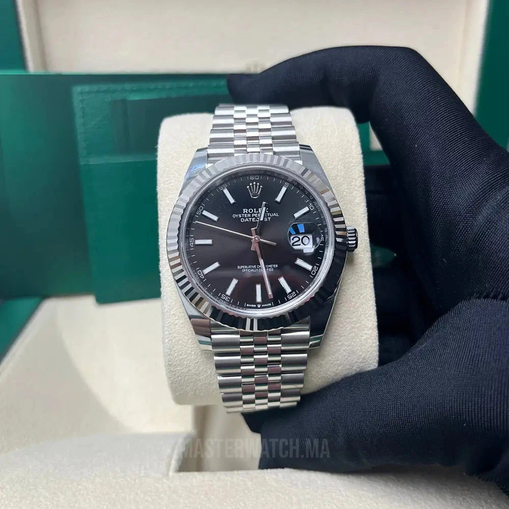 Datejust - 41mm Black Dial Jubilee