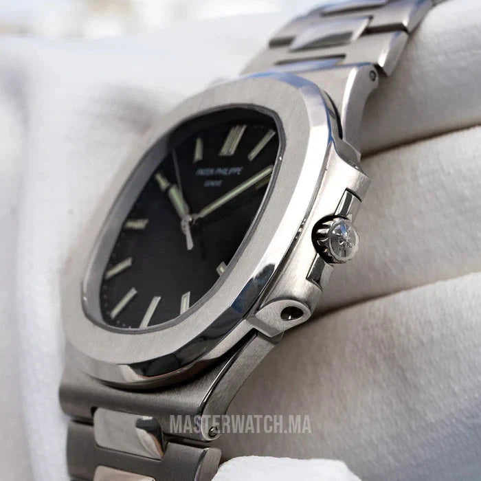 PP Nautilus 40mm Black Dial