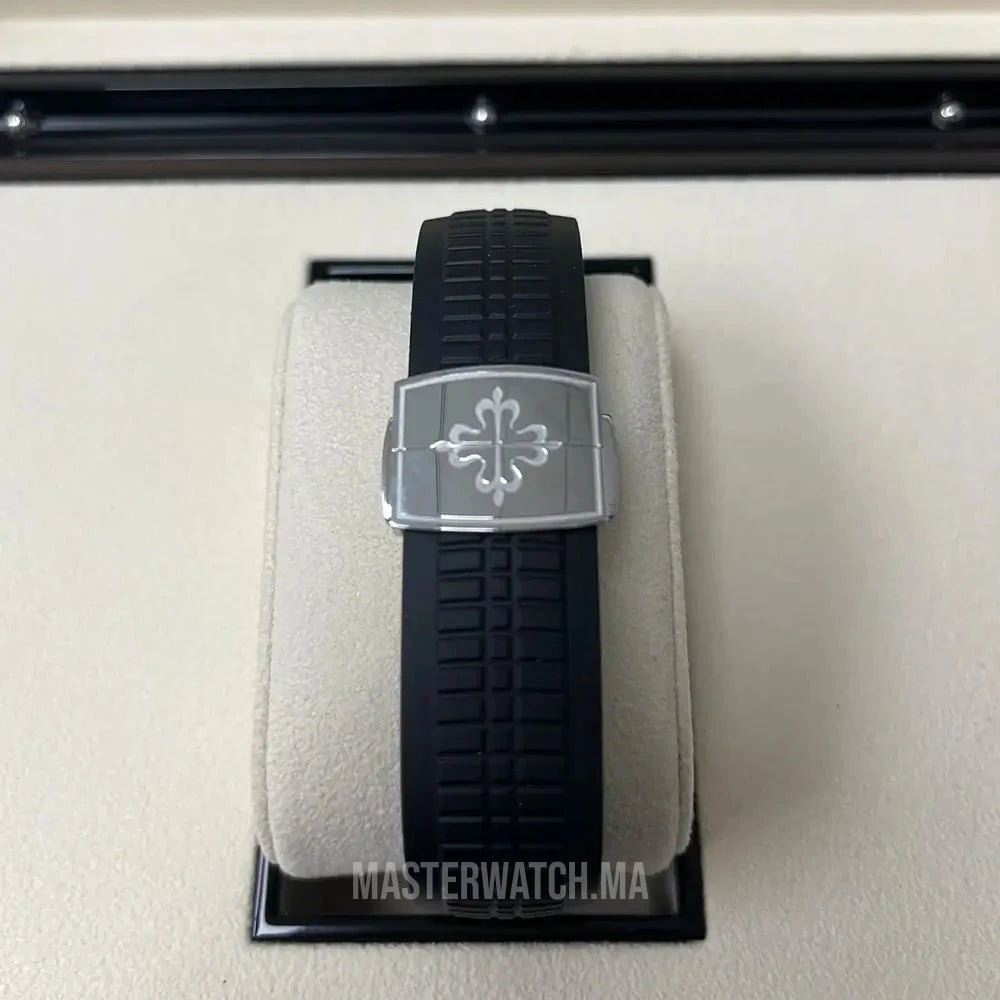 PP Aquanaut White Gold/ Blue Embossed Dial