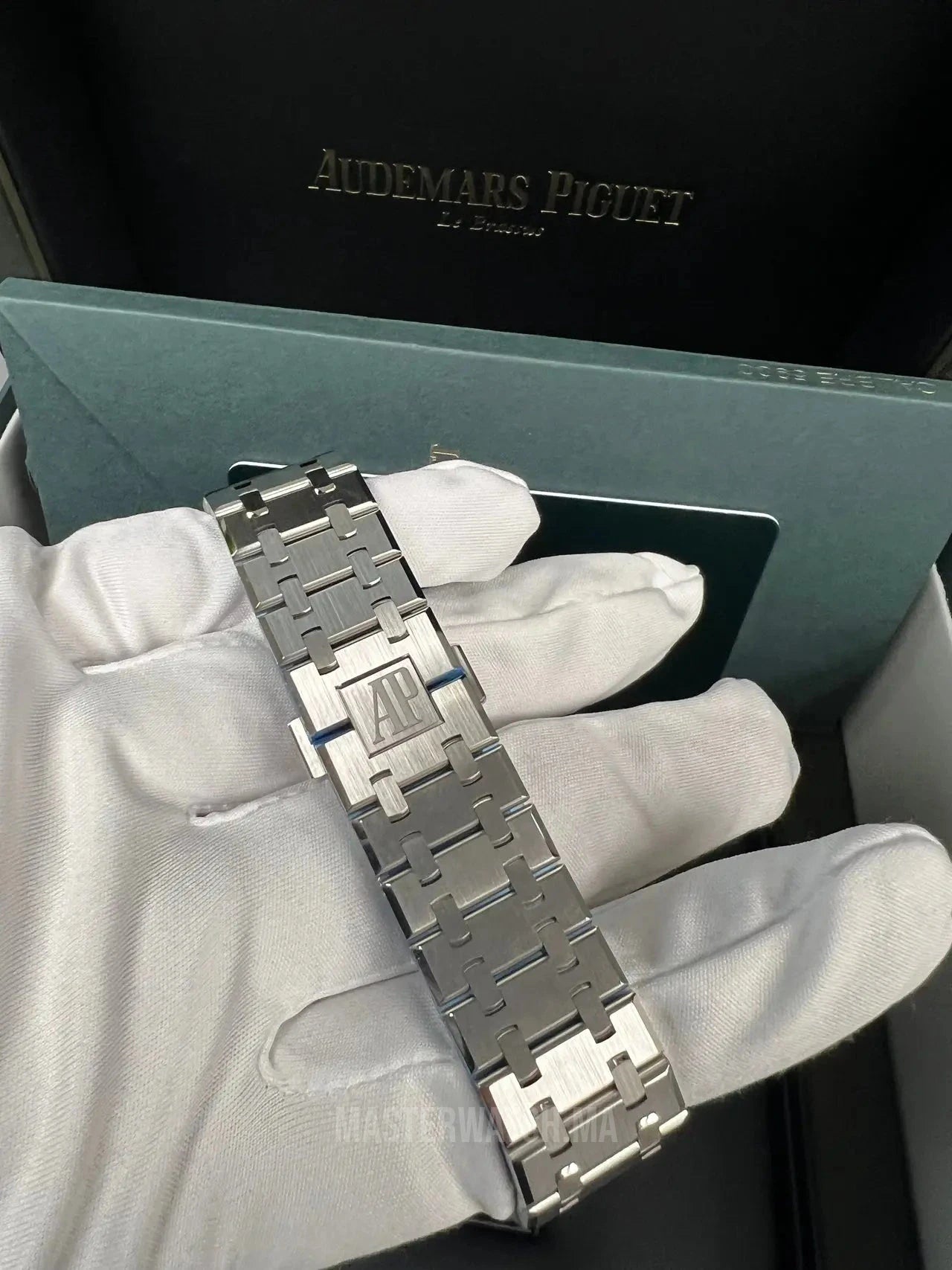 AP Royal Oak Selfwinding 41 mm White Dial