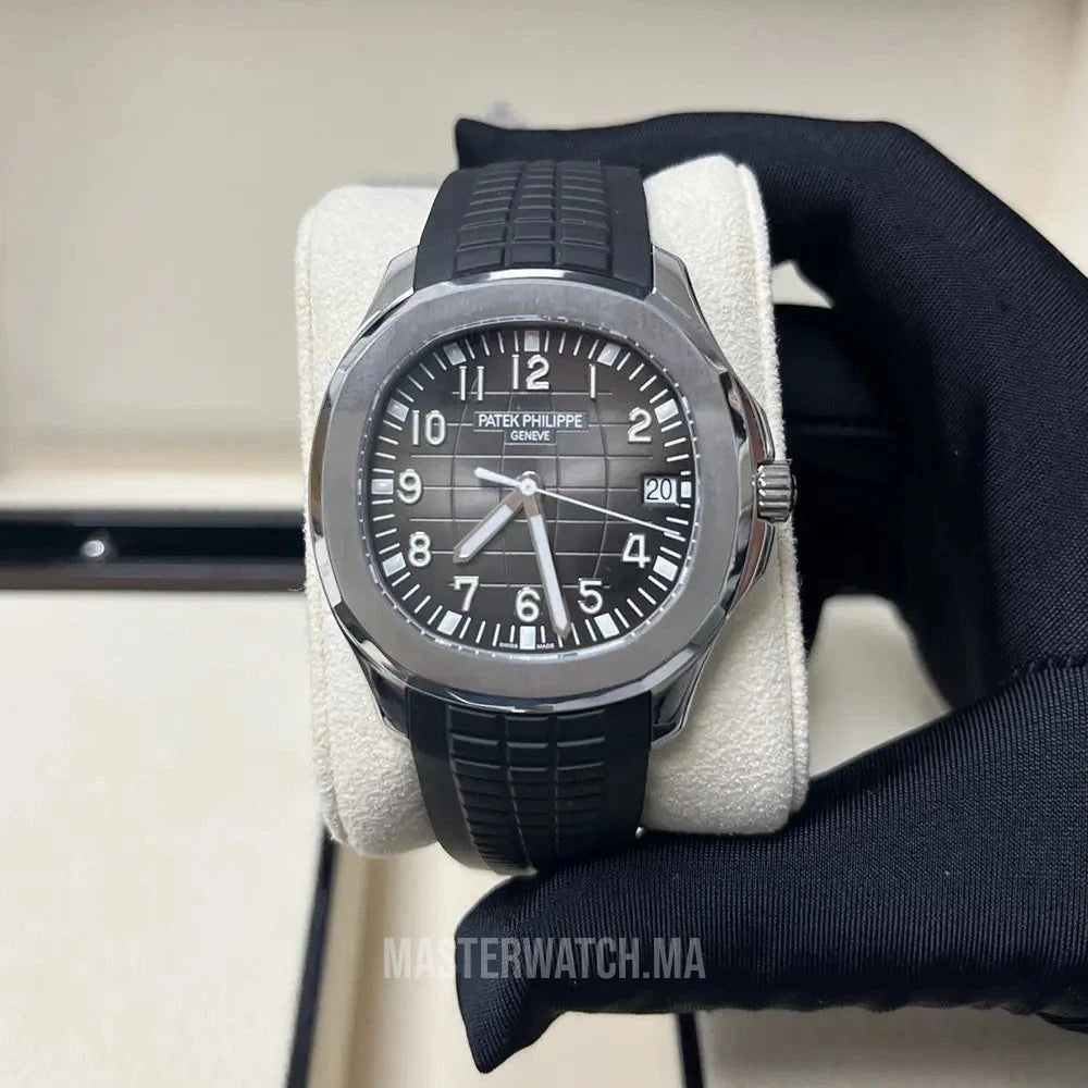 PP Aquanaut White Gold/ Black Embossed Dial
