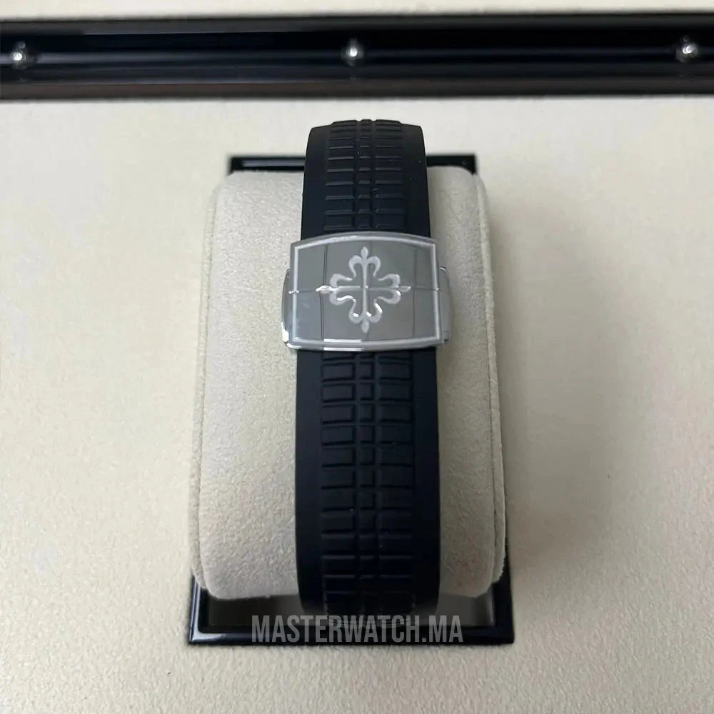 PP Aquanaut White Gold/ Black Embossed Dial