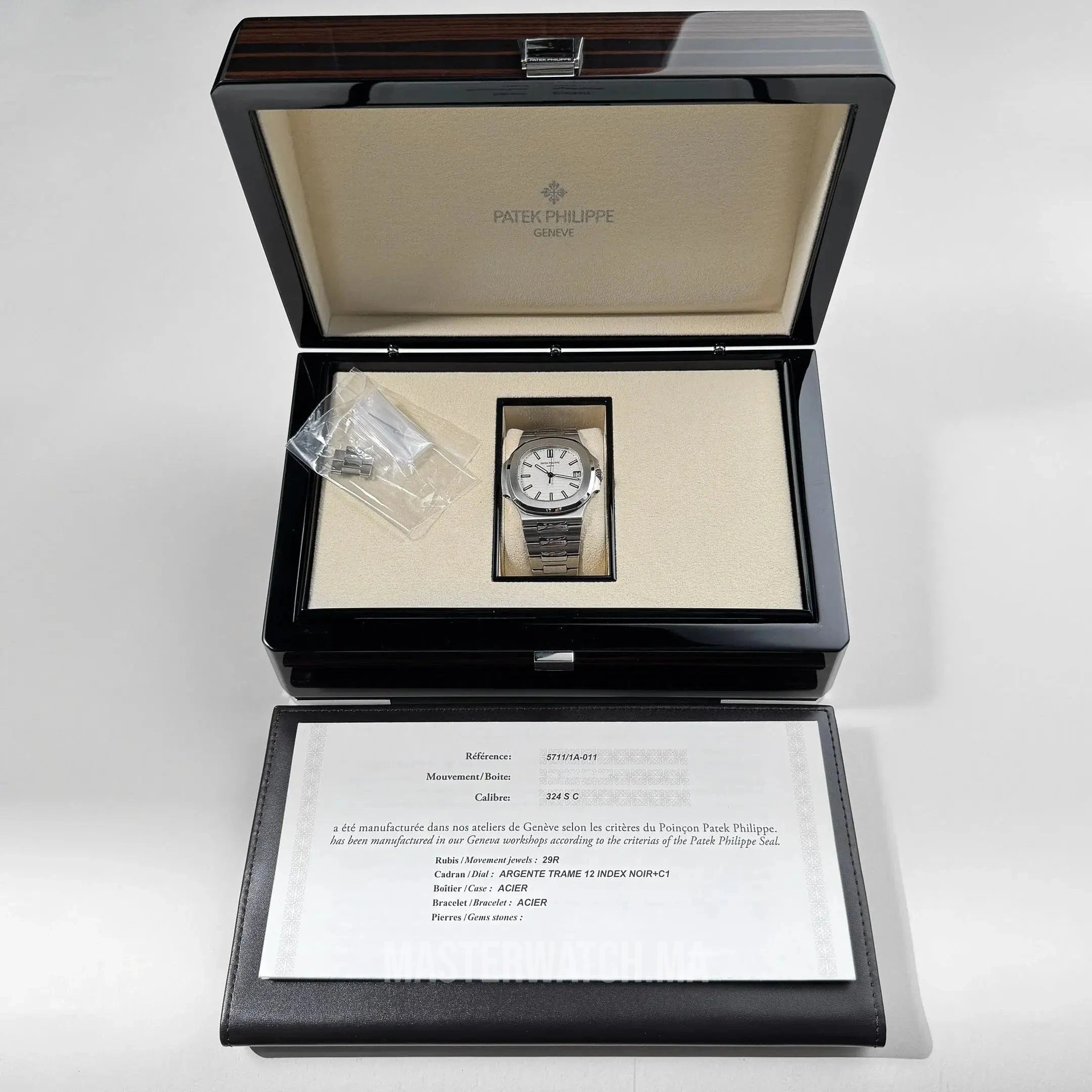 PP Nautilus 40mm White Dial